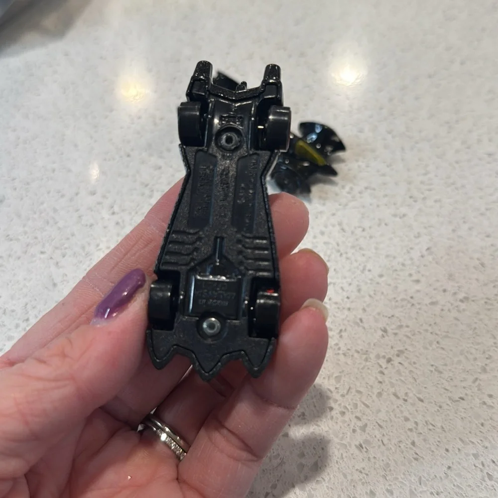 Hot Wheels Mattel Batman card - die-cast 2